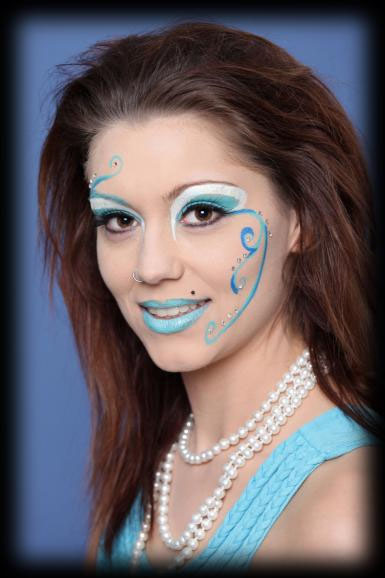 Fantasie- und Travestie-Make-up 13