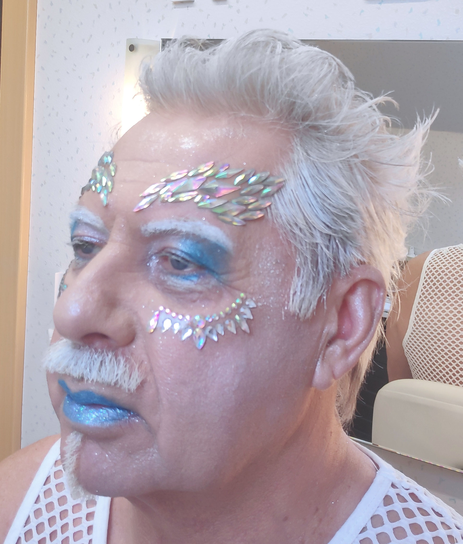 Fantasie- und Travestie-Make-up 35